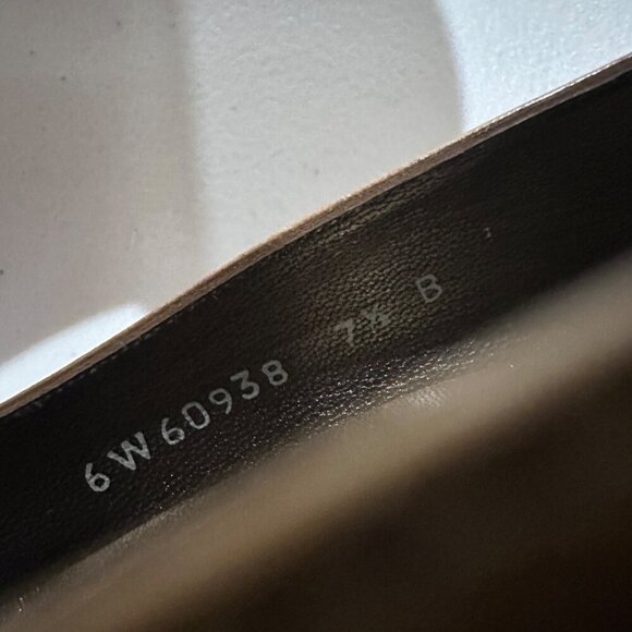 Vintage Stuart Weitzman Leather Square Toe Pump Womens Size 7.5 Y2K Cap Toe Heel - Picture 7 of 8